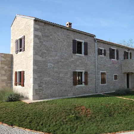 Villa Luxury With A Swimming Pool Skrapi, Istria - Sredisnja Istra - 7524 Brajkovici (Pazin)
